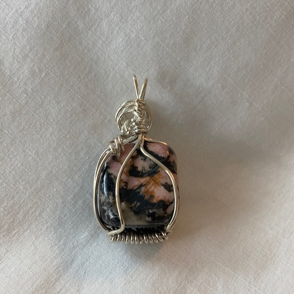 Rose and Black Quartz and Sterling Silver Pendant - Picture 2 of 3